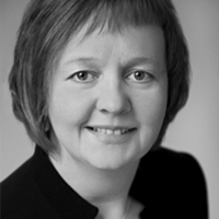 Dr. Silvia Thünemann